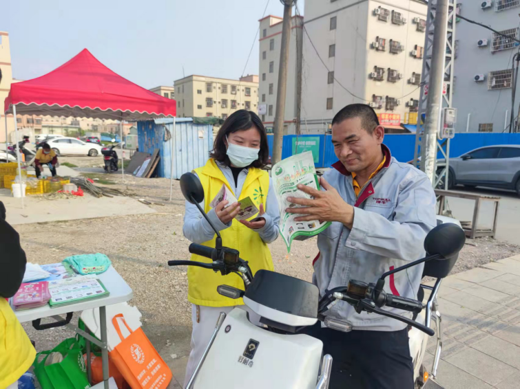 阜沙鎮禁毒信息〔2022〕第130期--【全民禁毒宣傳月】阜沙禁毒走進村居 （2022.6.11) 