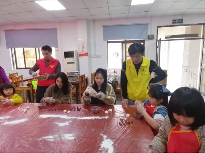 阜沙鎮禁毒信息〔2023〕第27期--“元宵共團圓，拒毒享平安”-阜沙鎮開展2023年元宵節湯圓制作